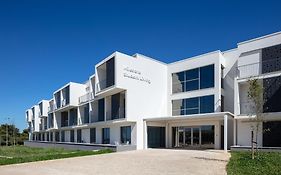 Milestone Carcavelos Nova By Tribera